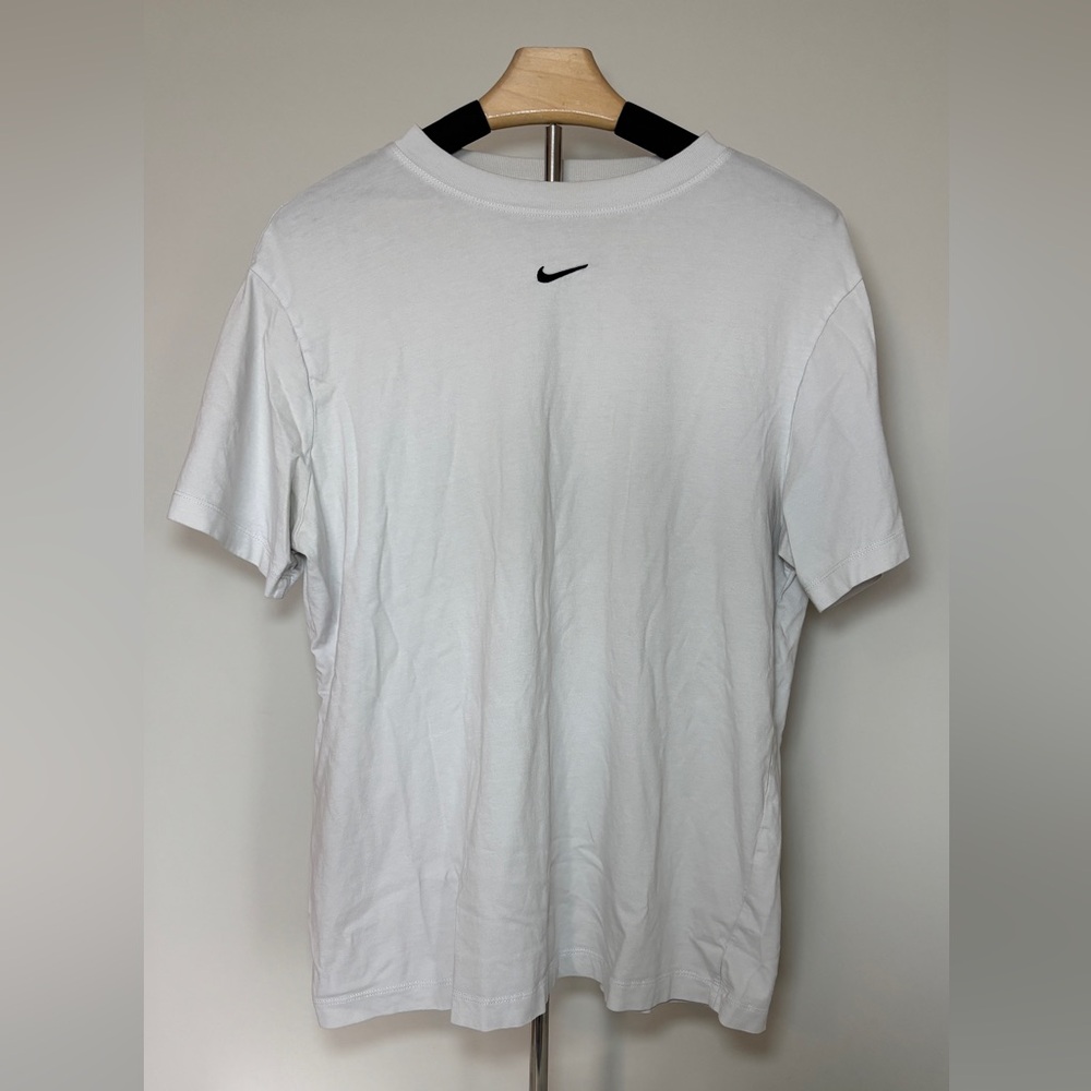The Nike Tee - Men’s Size Small